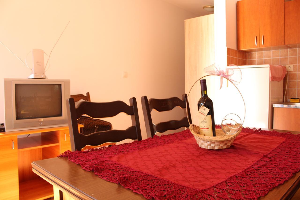 Apartments Todorovic Petrovac المظهر الخارجي الصورة